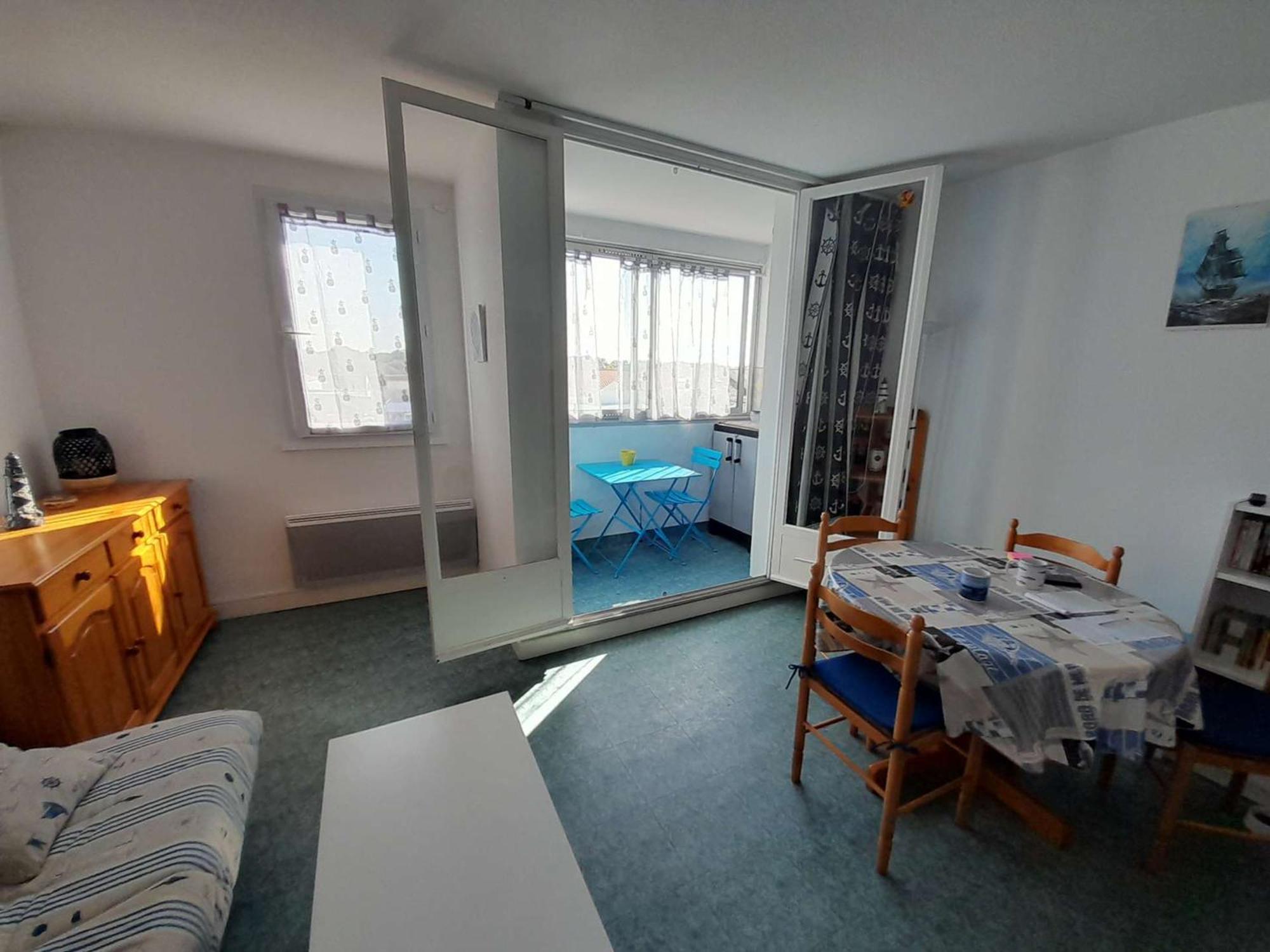 Apartment T2 A 1min De La Avec Parking Prive Et Commodites A Proximite ! - Fr-1-324a-69